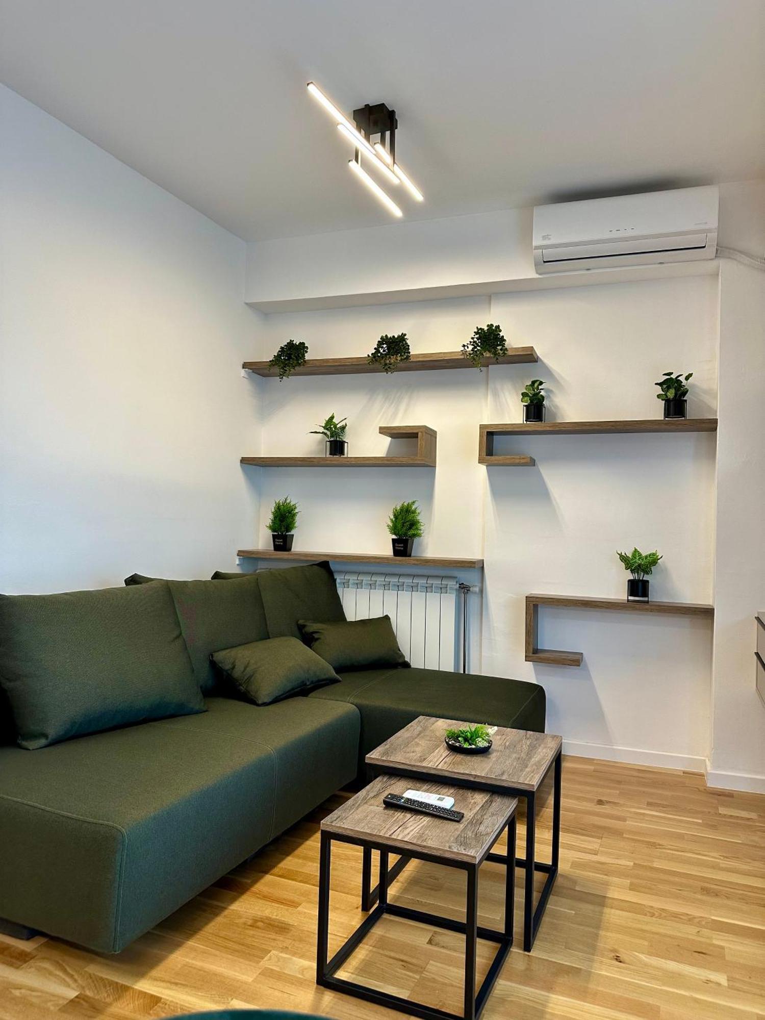 Downtown Riverside Apartments Skopje Ngoại thất bức ảnh